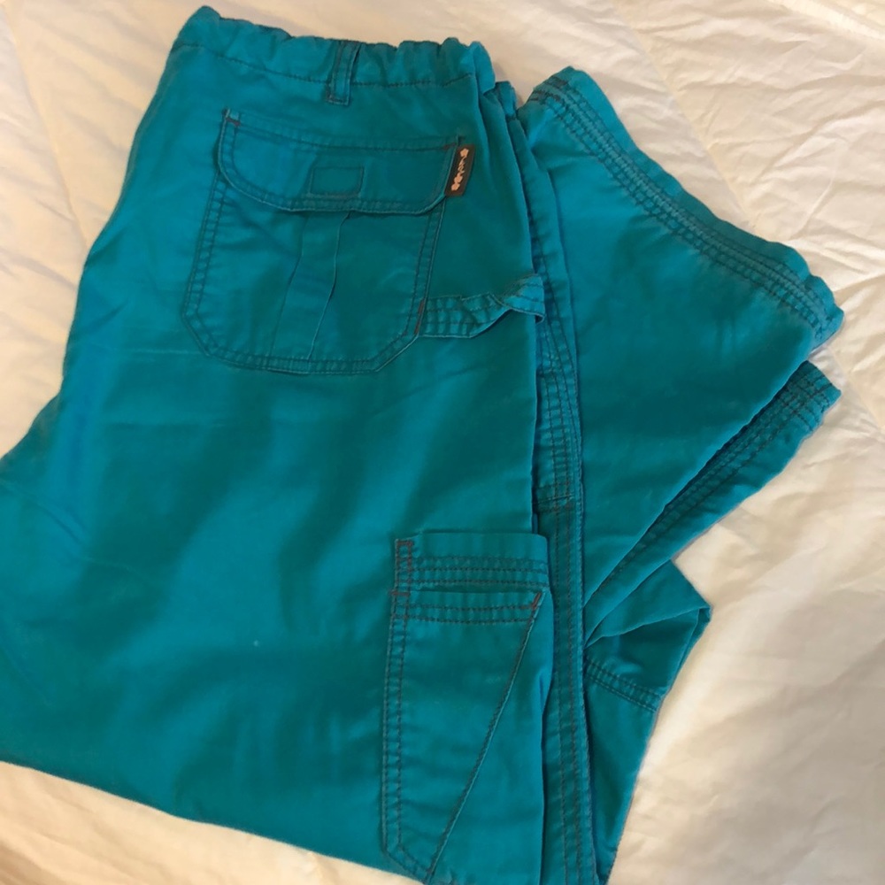 Koi large teal cargo scrub pant. Gently worn.